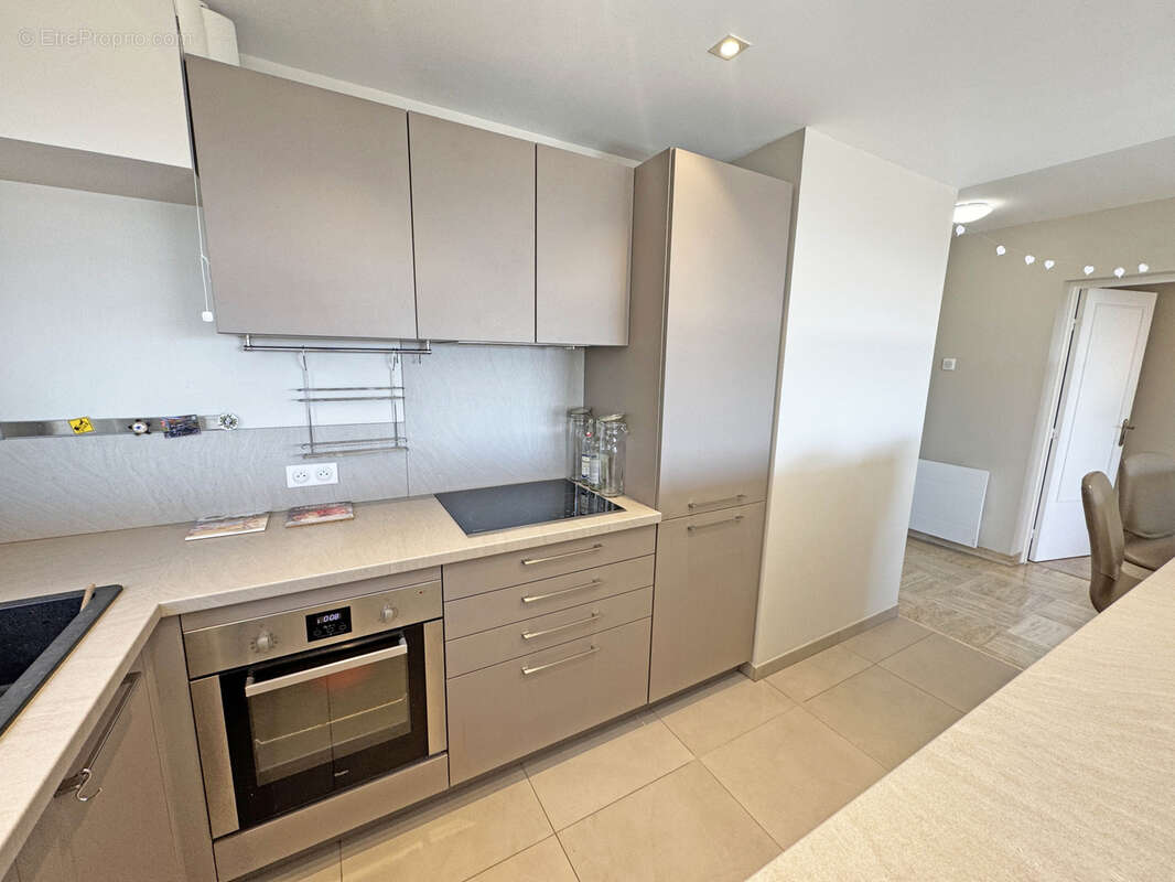 Appartement à VENCE