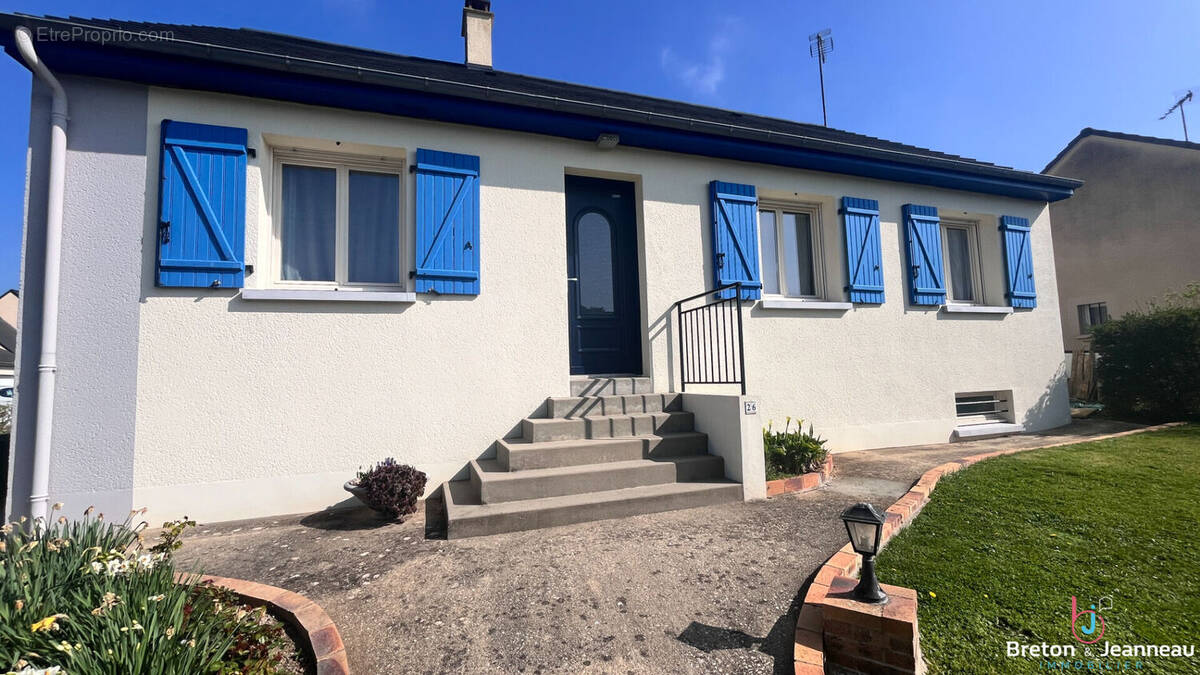 Maison à SAINT-BERTHEVIN