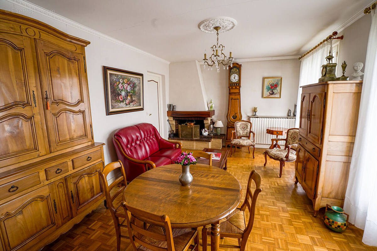 Maison à YERRES