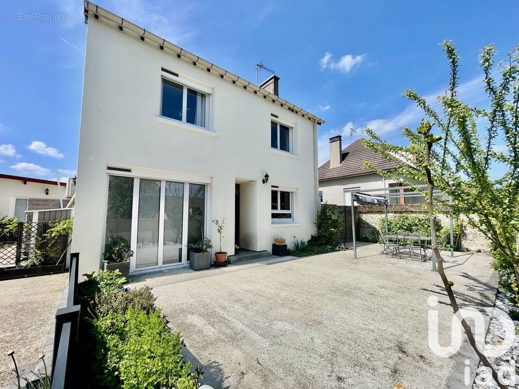 Photo 1 - Maison à MORET-SUR-LOING