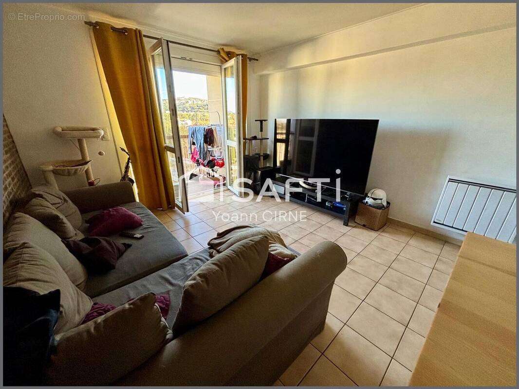Photo 1 - Appartement à GIGNAC-LA-NERTHE