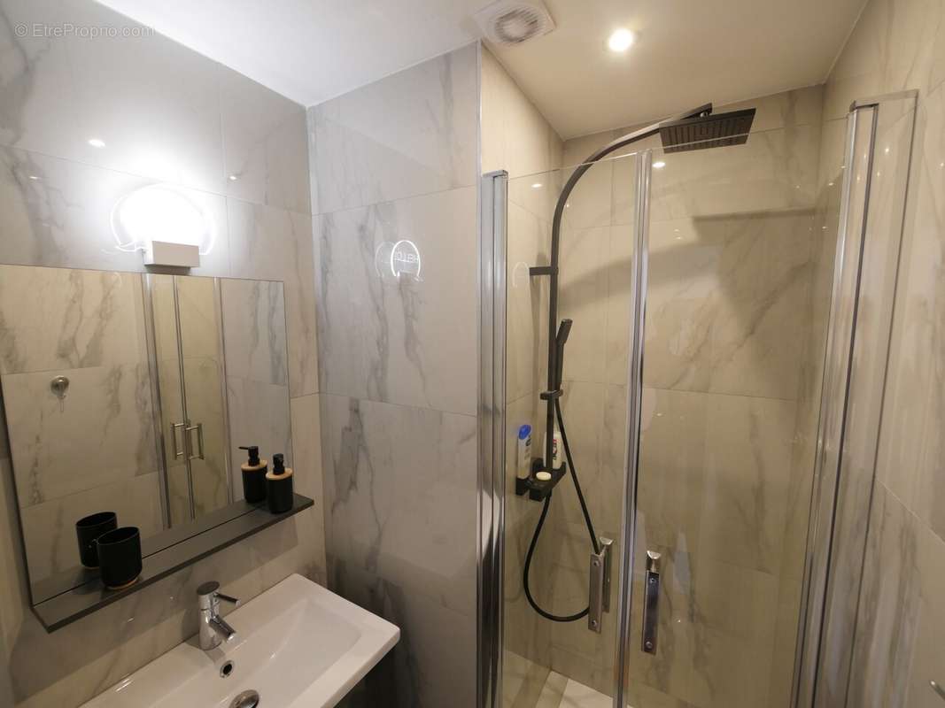 Appartement à SURESNES