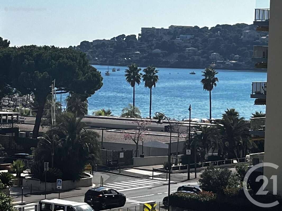 Appartement à ROQUEBRUNE-CAP-MARTIN