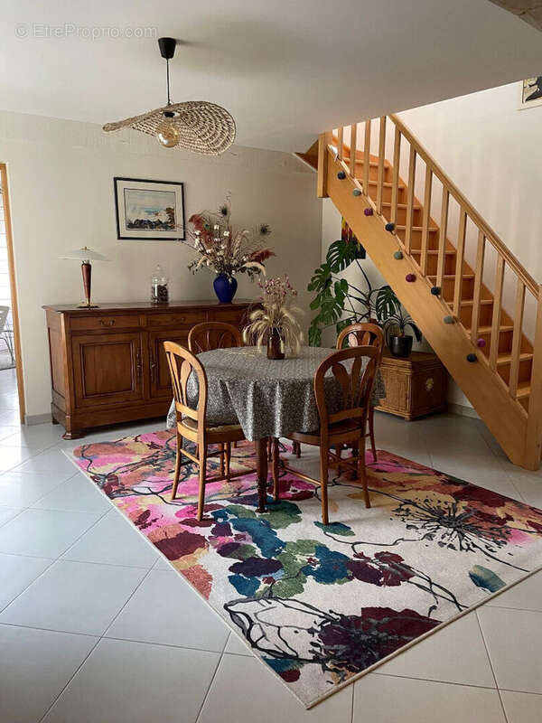 Maison à NAZELLES-NEGRON