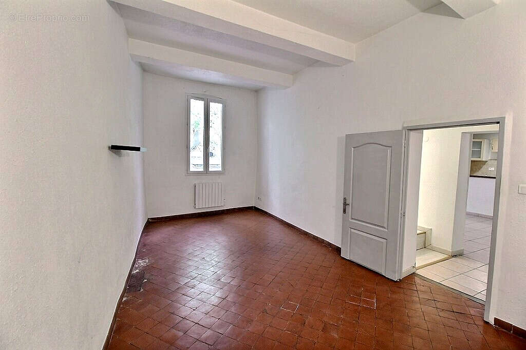 Appartement à AUBIGNAN