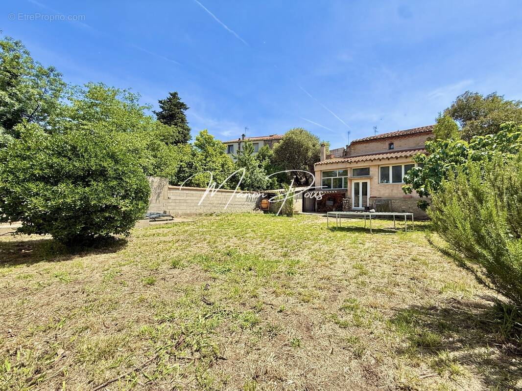 Maison à ESTAGEL
