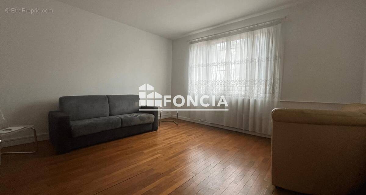 Appartement à BOURG-LA-REINE
