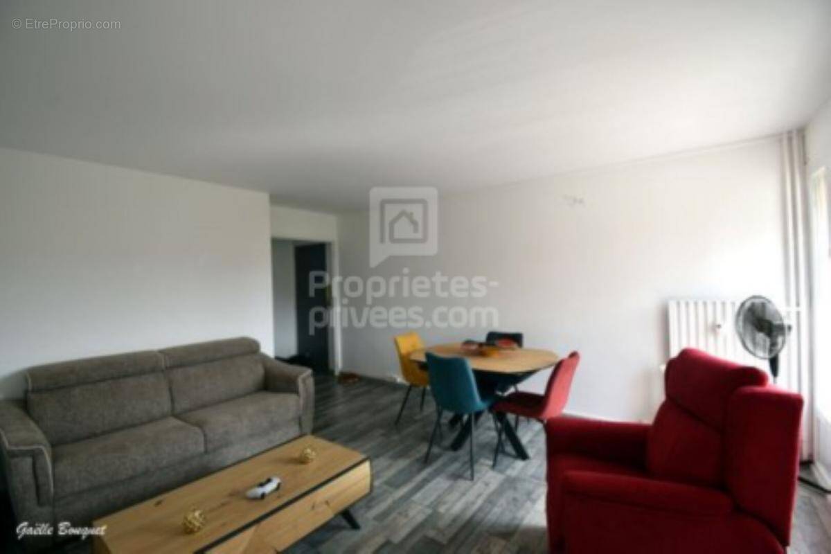 Appartement à HYERES