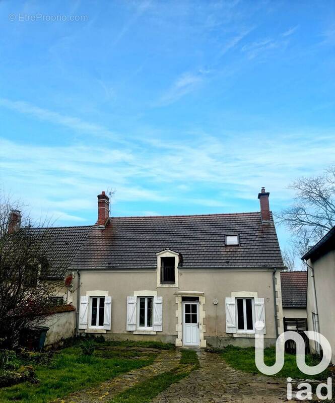 Photo 1 - Maison à VIERZON