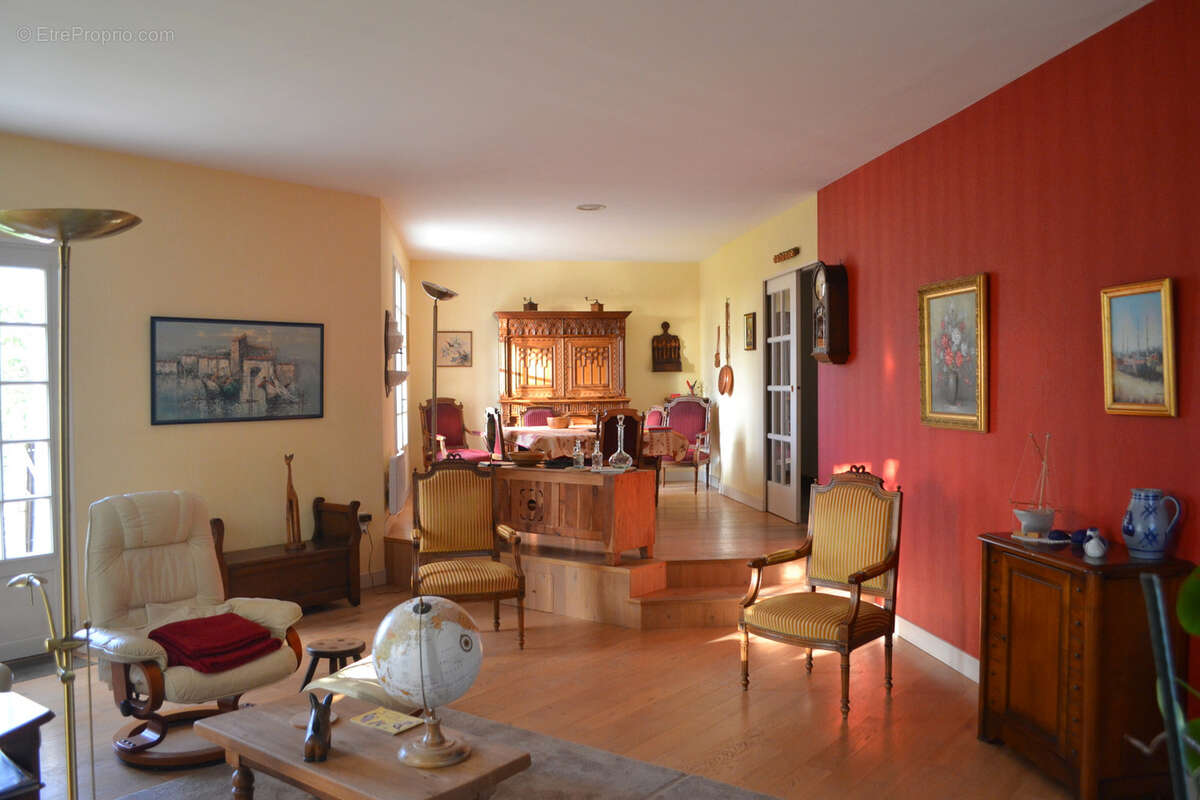 Maison à CHATELLERAULT