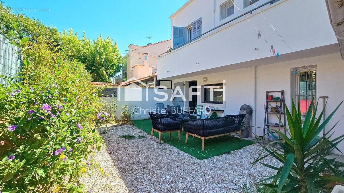 Photo 1 - Maison à MARSEILLE-8E