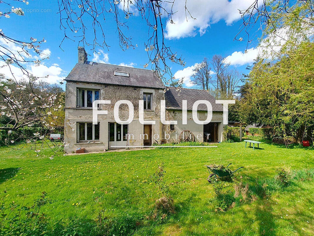 Maison à ESPINS
