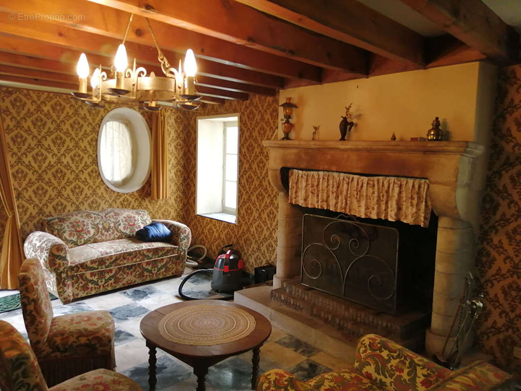 Maison à AUXY