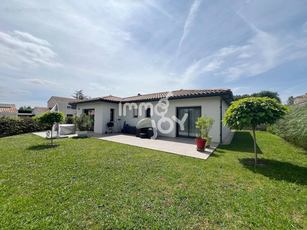 Maison à LABASTIDE-SAINT-SERNIN