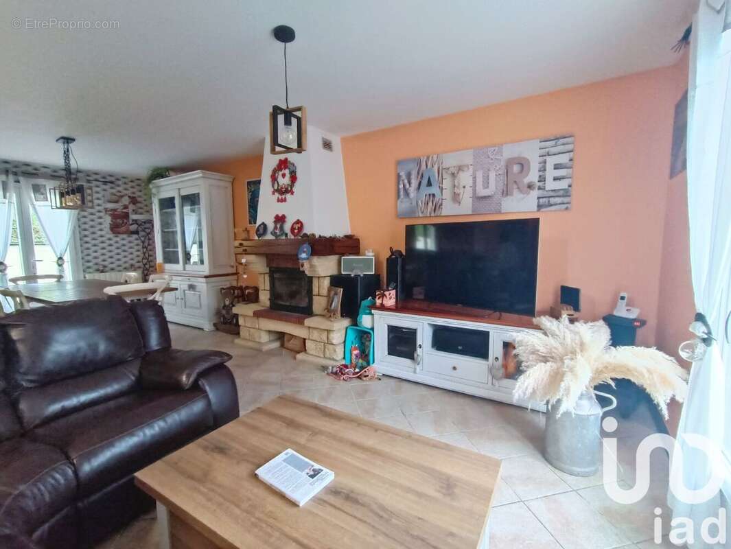 Photo 4 - Maison à CIVIERES