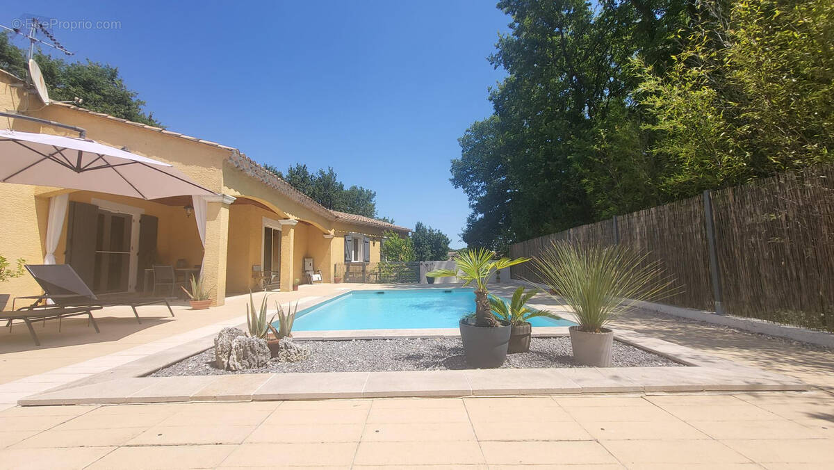 Maison à UZES