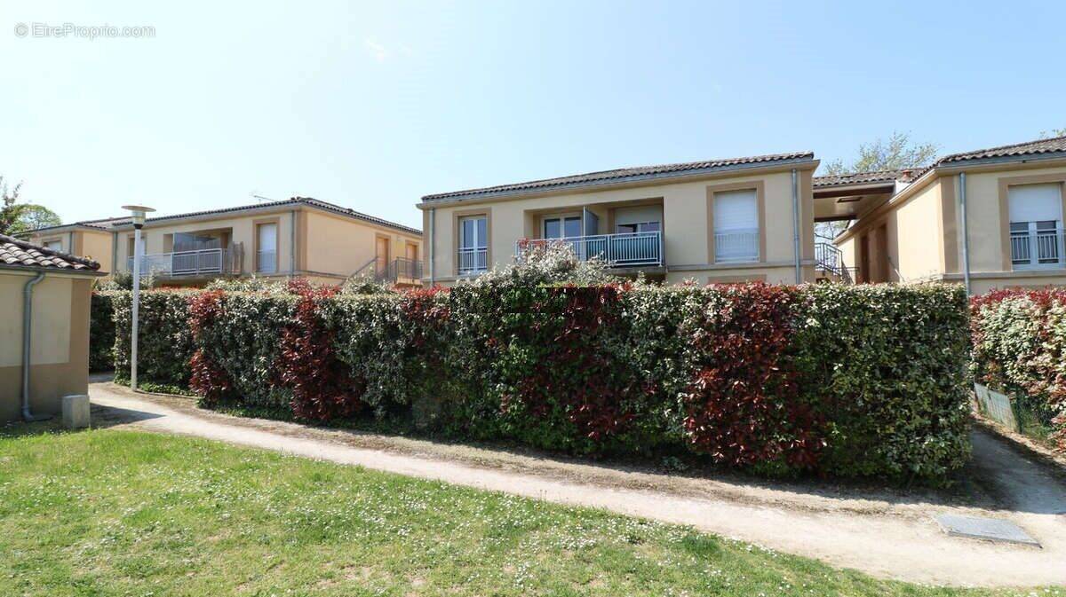Appartement à SAINT-QUENTIN-DE-BARON