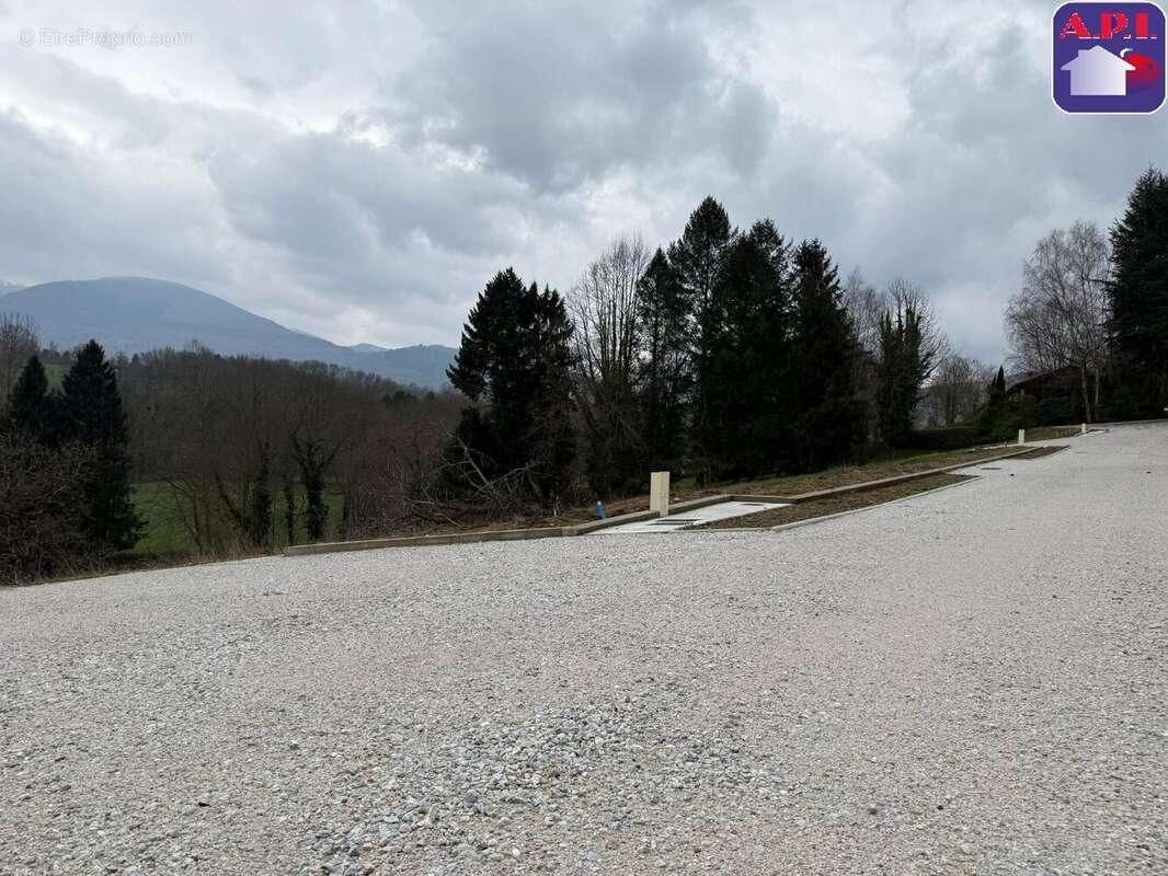 Terrain à FOIX