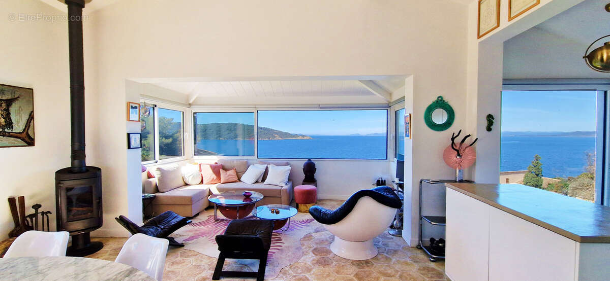 Maison à HYERES
