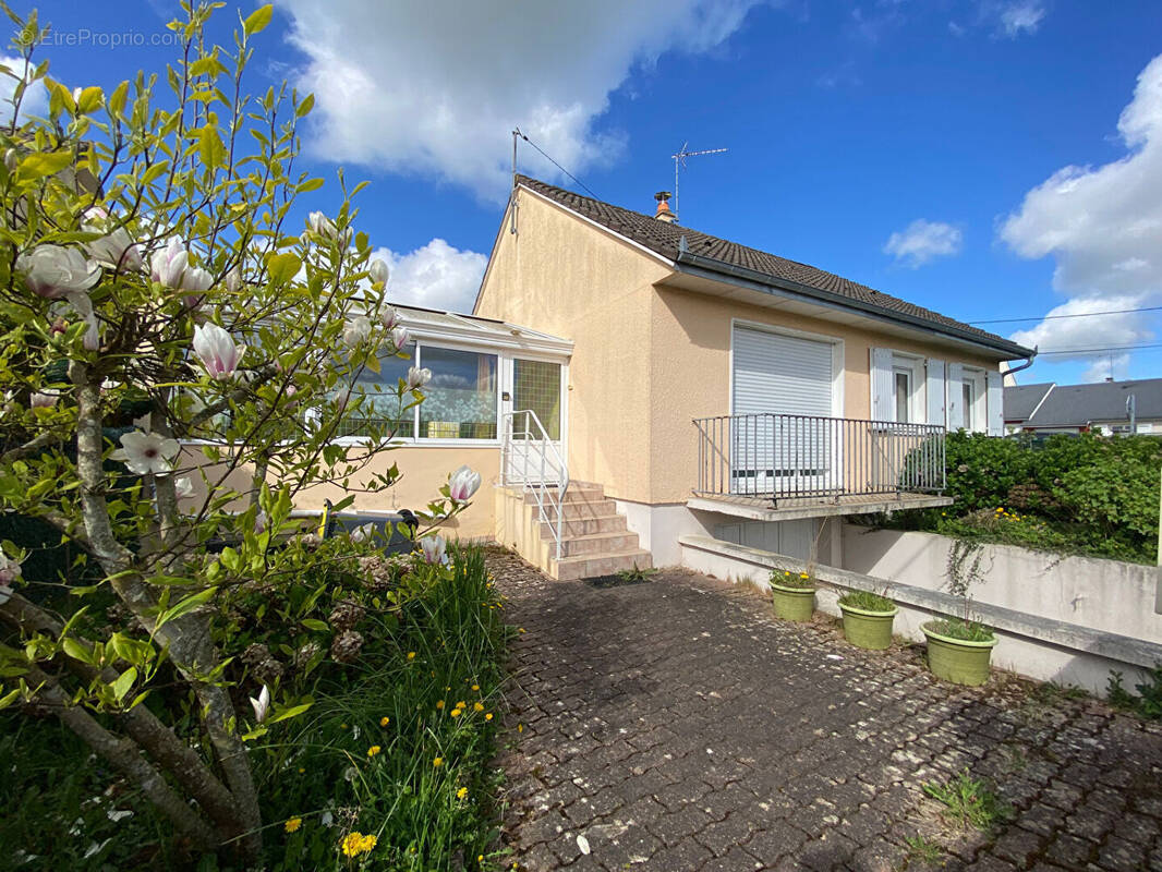 Maison à AUTHON-DU-PERCHE