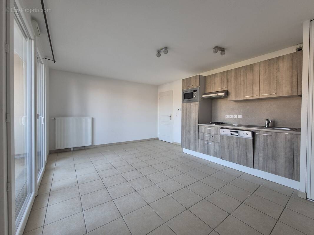 Appartement à PRINGY
