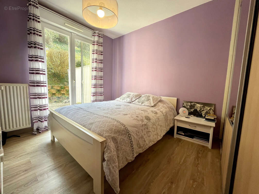 Appartement à GIERES