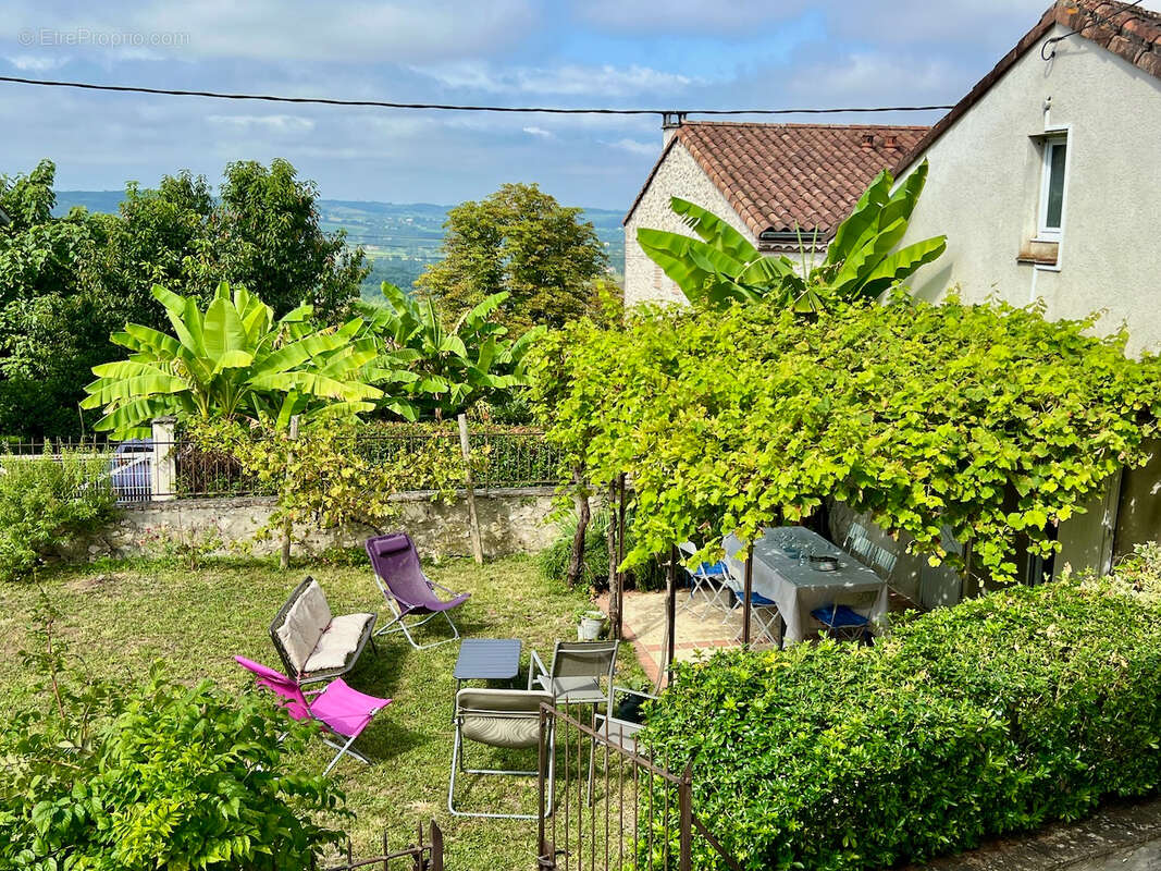 Maison à MONCLAR