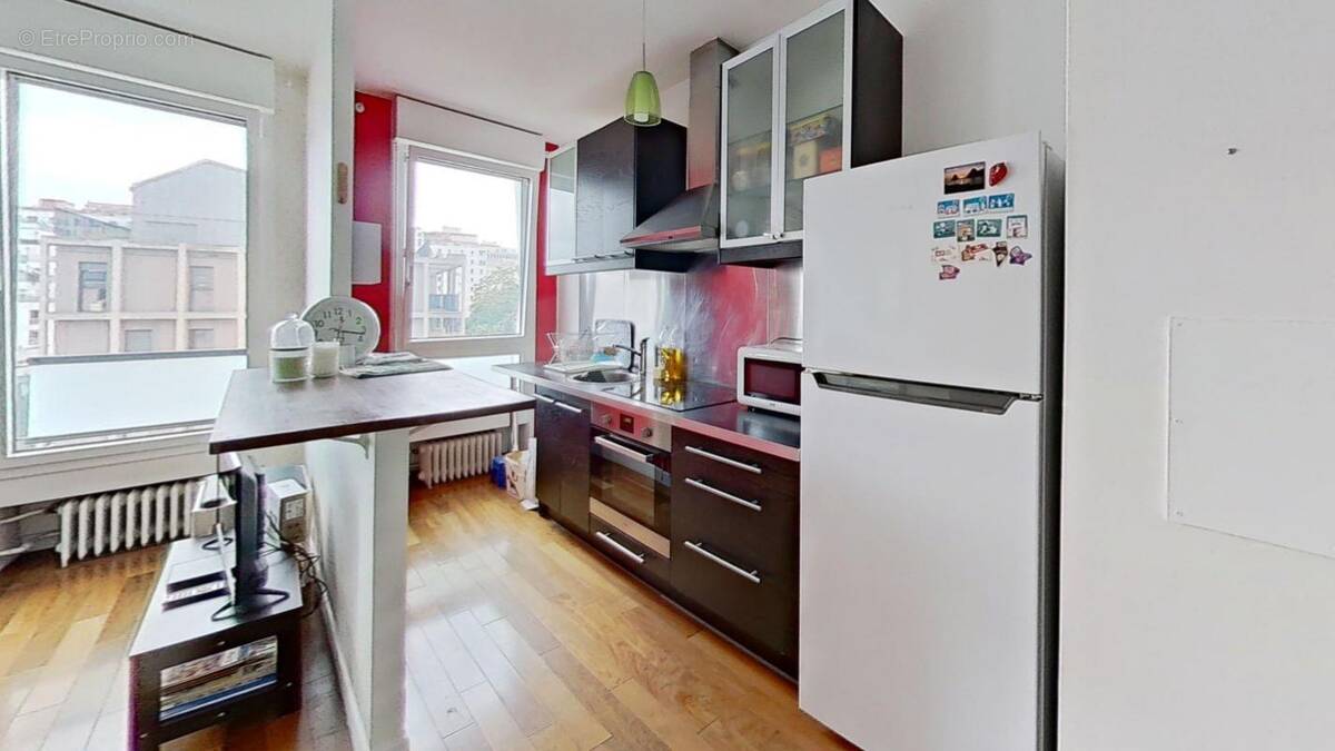 Appartement à PARIS-19E