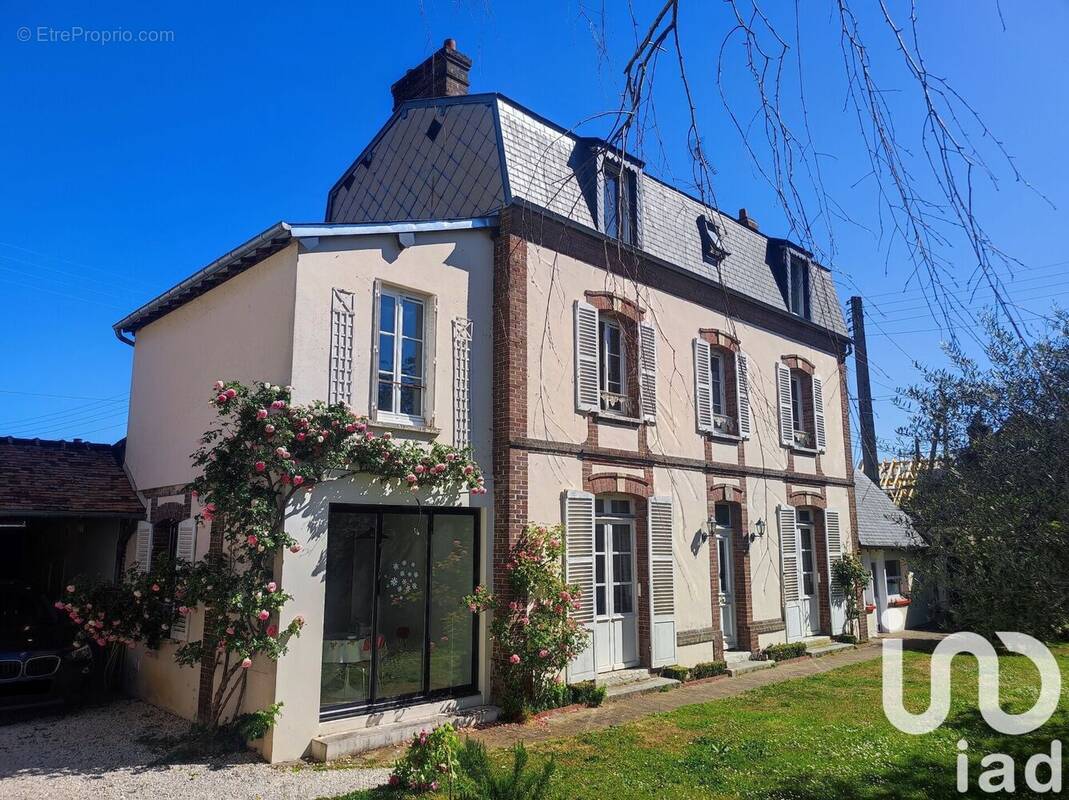 Photo 1 - Maison à EVREUX