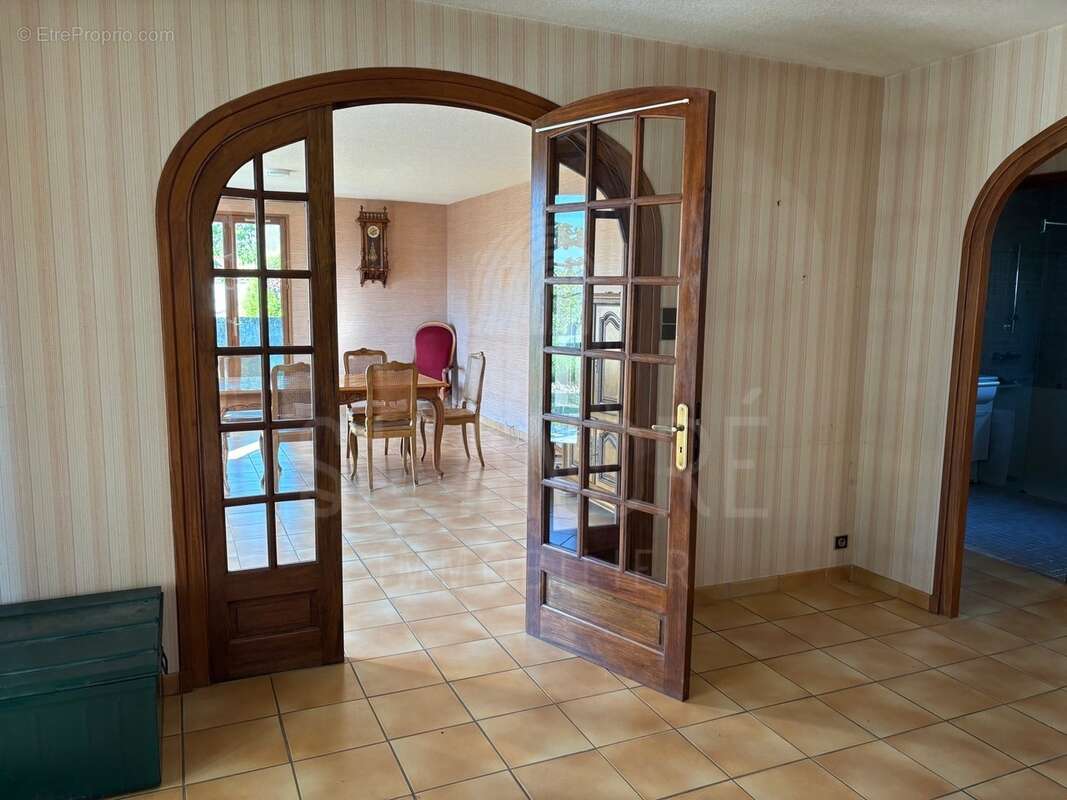 Maison à BEAUREPAIRE
