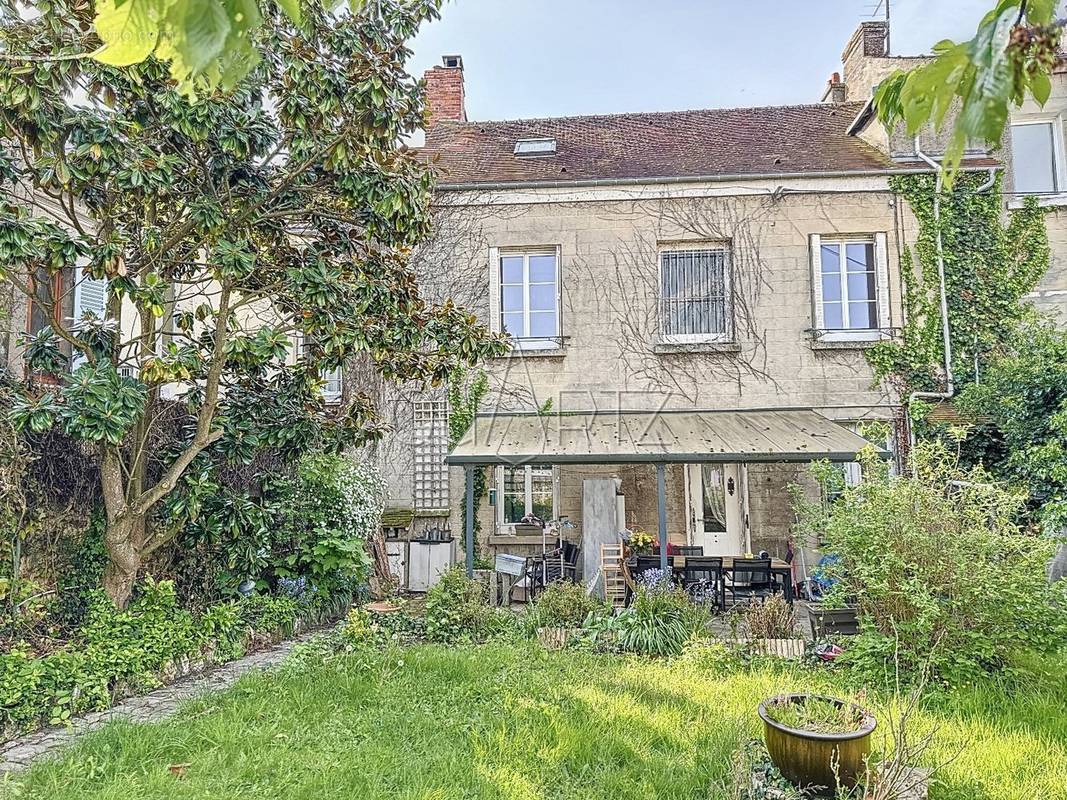 Maison à MARINES