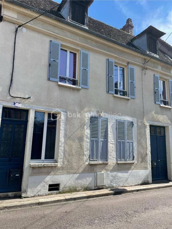 Appartement à SENS