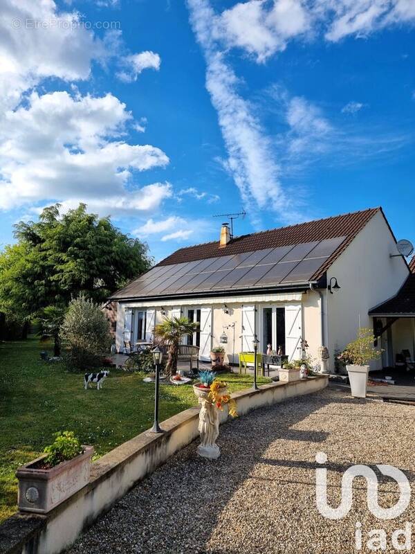 Photo 1 - Maison à CORQUILLEROY