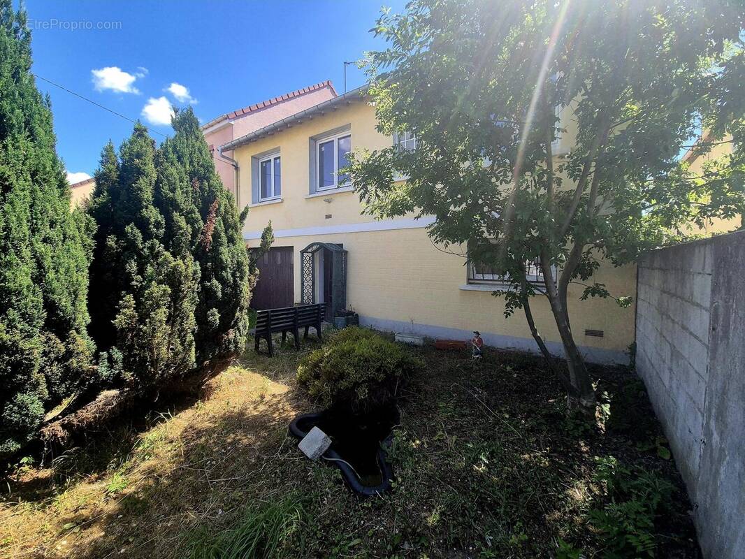 Maison à VILLEPARISIS