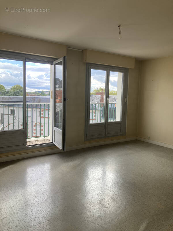 Appartement à CHATELLERAULT