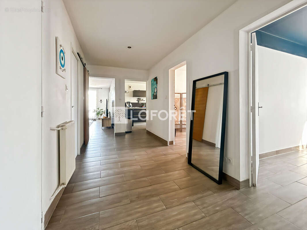 Appartement à BOURG-LES-VALENCE