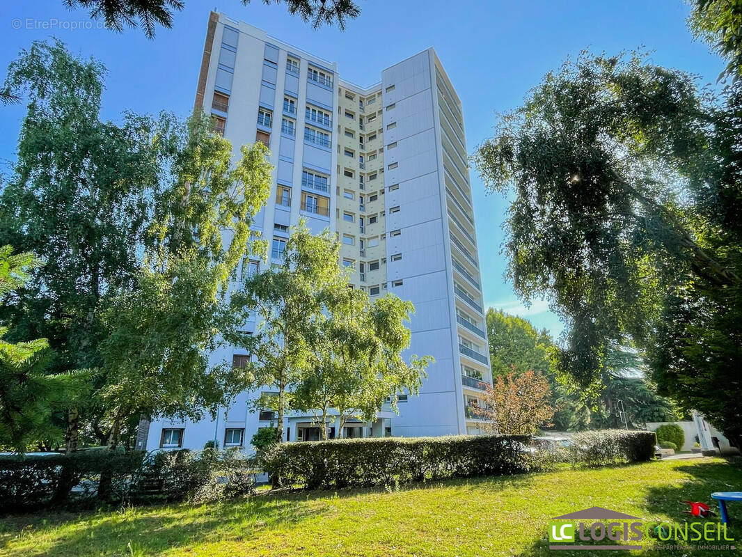 Appartement à CHATILLON