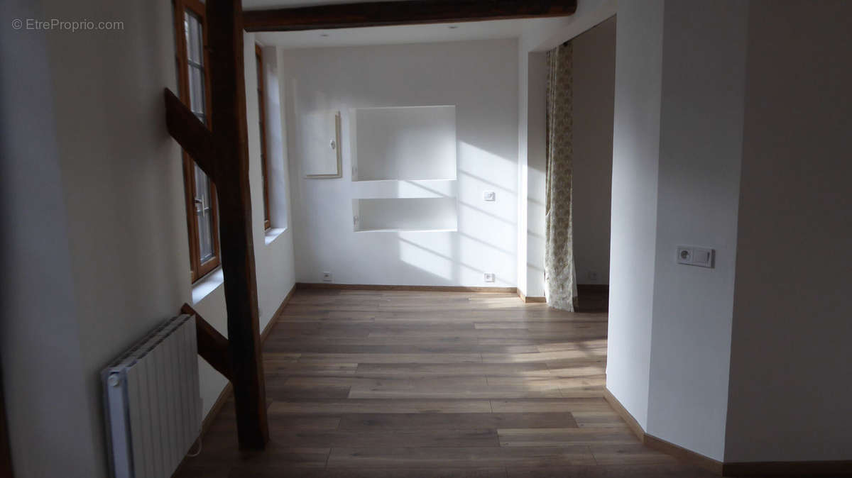 Appartement à PONT-L&#039;EVEQUE