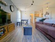   - Appartement à VAULX-EN-VELIN