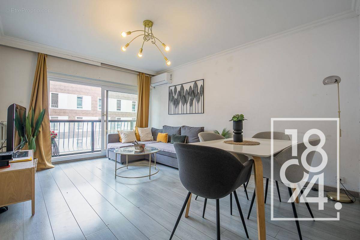 Appartement à MARSEILLE-3E