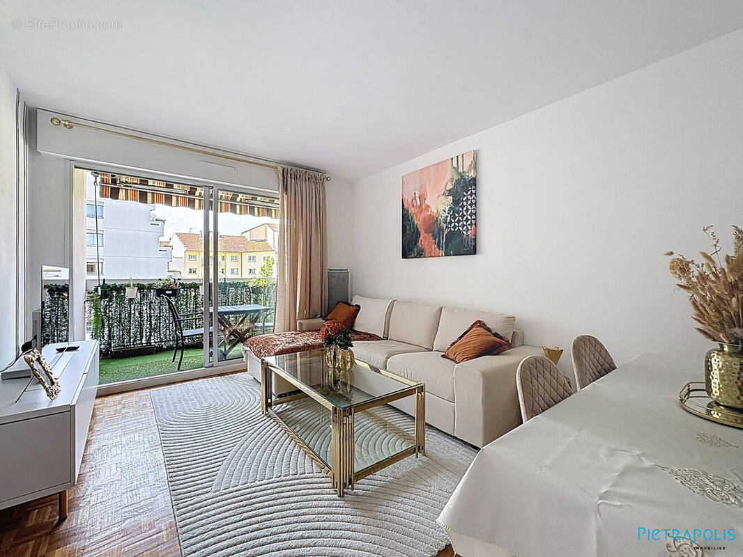 Appartement à LYON-7E