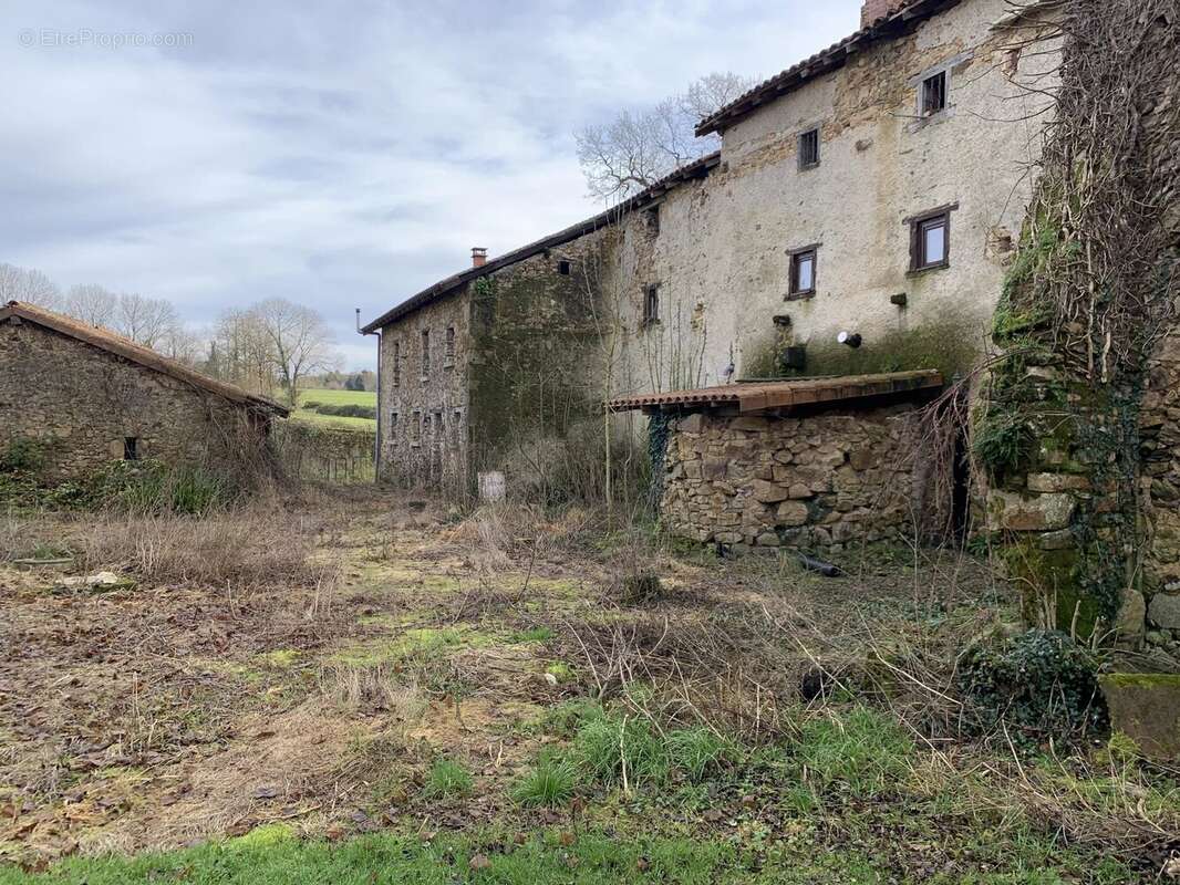 Maison à VAYRES