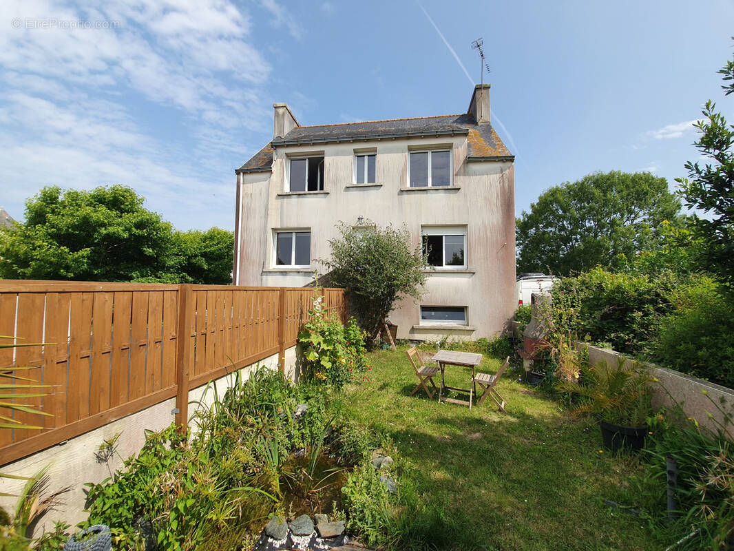 Maison à PLOMEUR