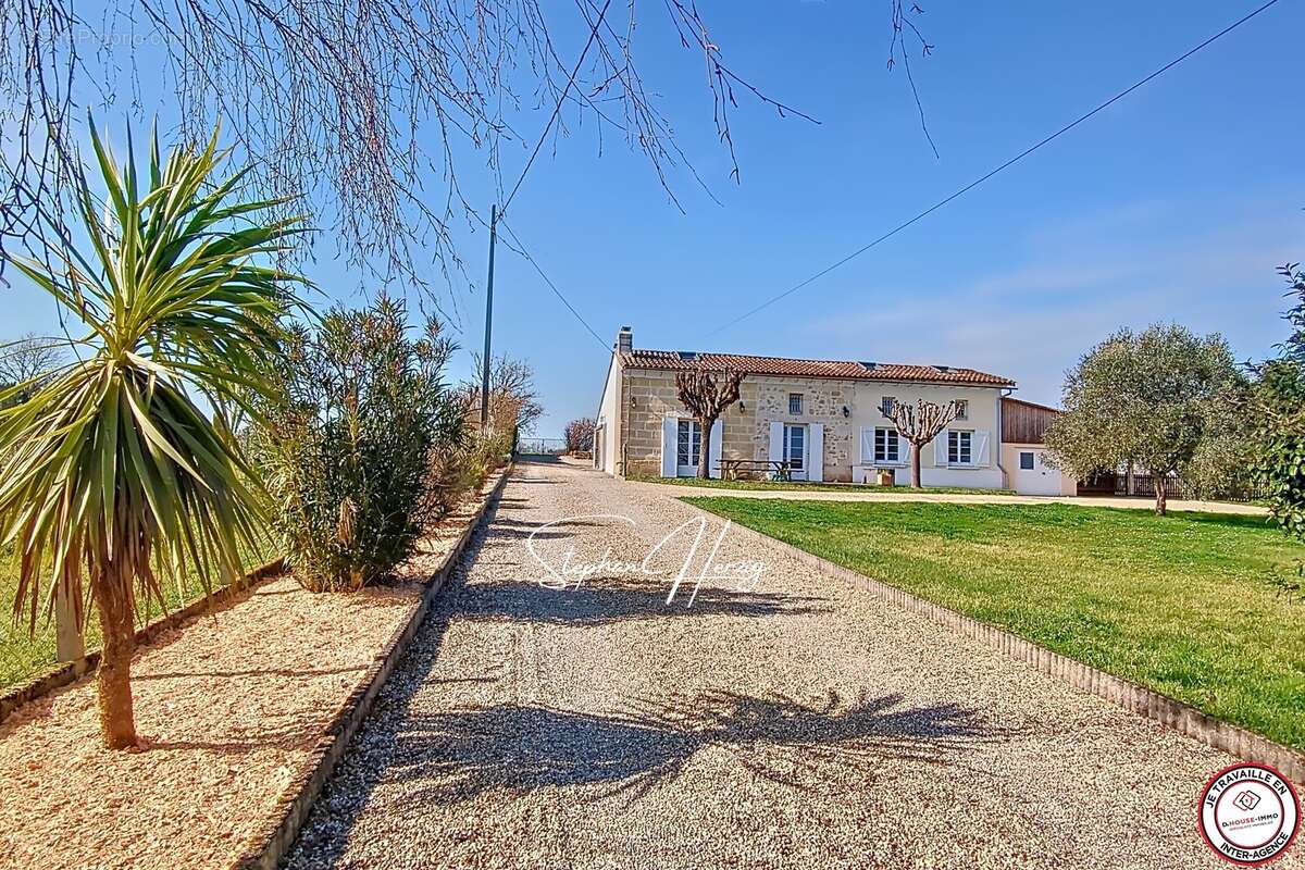 Maison à GENISSAC