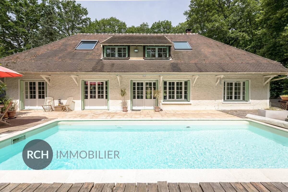 Maison à MONTFORT-L&#039;AMAURY