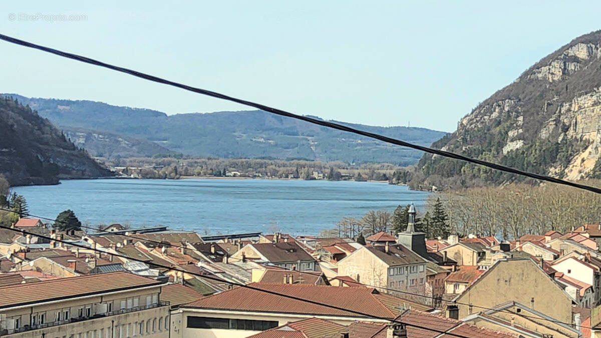 Maison à NANTUA