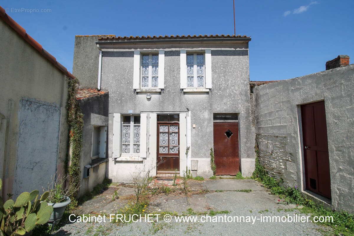 Maison à POUZAUGES