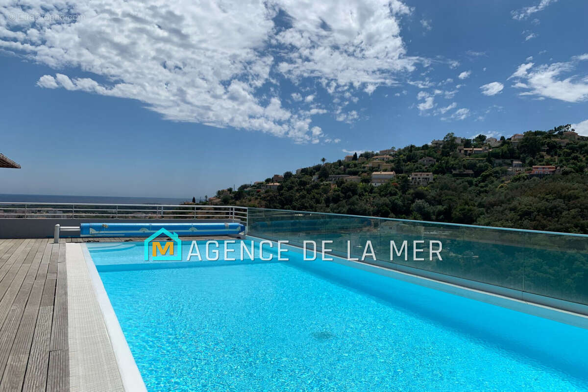 Appartement à MANDELIEU-LA-NAPOULE