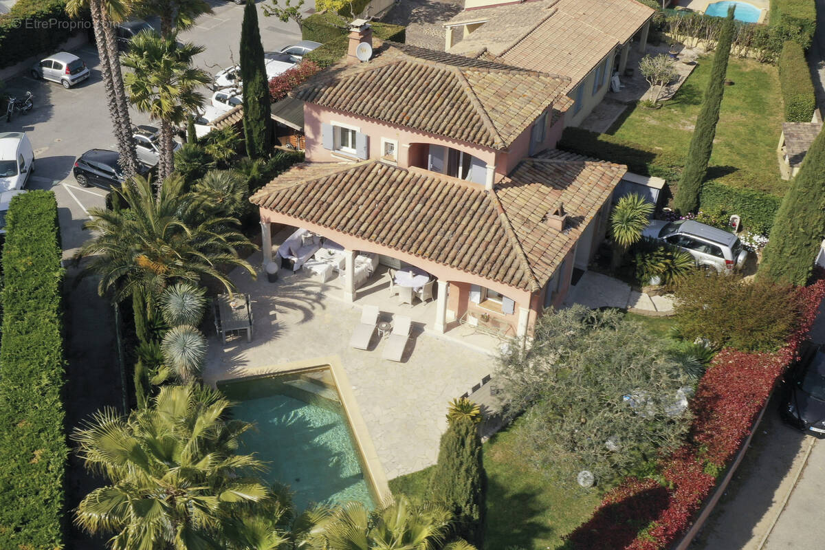 Maison à GASSIN