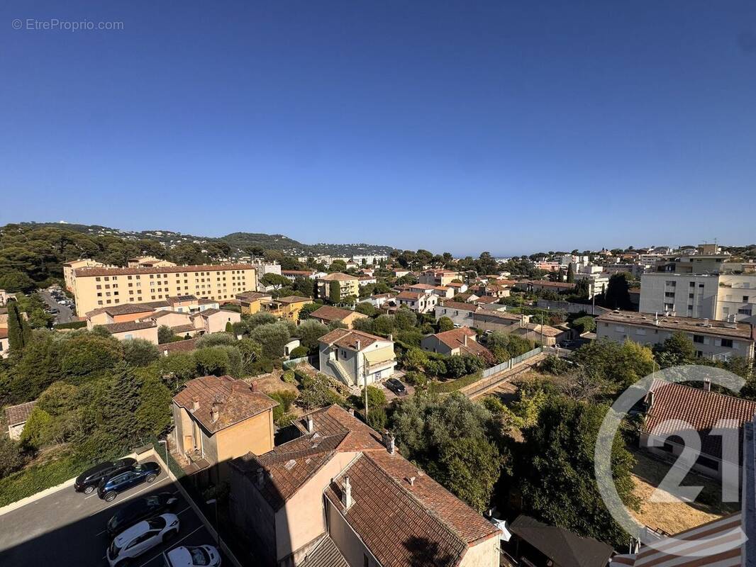 Appartement à LE CANNET